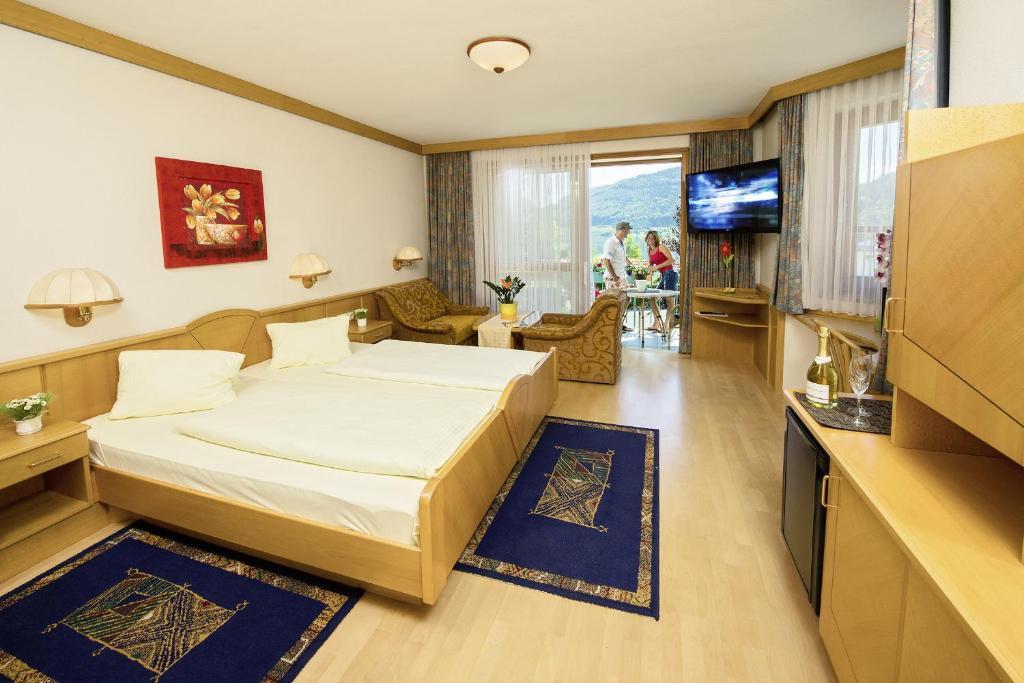 Seehotel Princes Sankt Kanzian am Klopeiner See Стая снимка