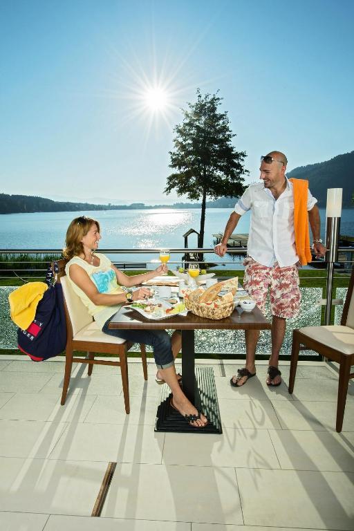 Seehotel Princes Sankt Kanzian am Klopeiner See Стая снимка