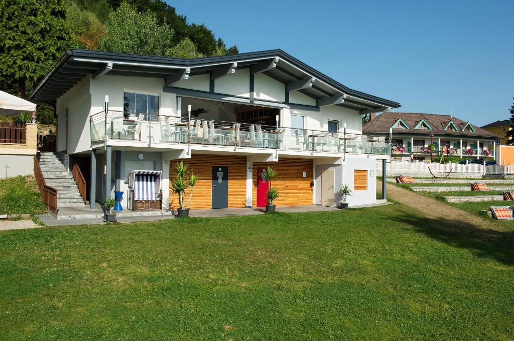 Seehotel Princes Sankt Kanzian am Klopeiner See Екстериор снимка